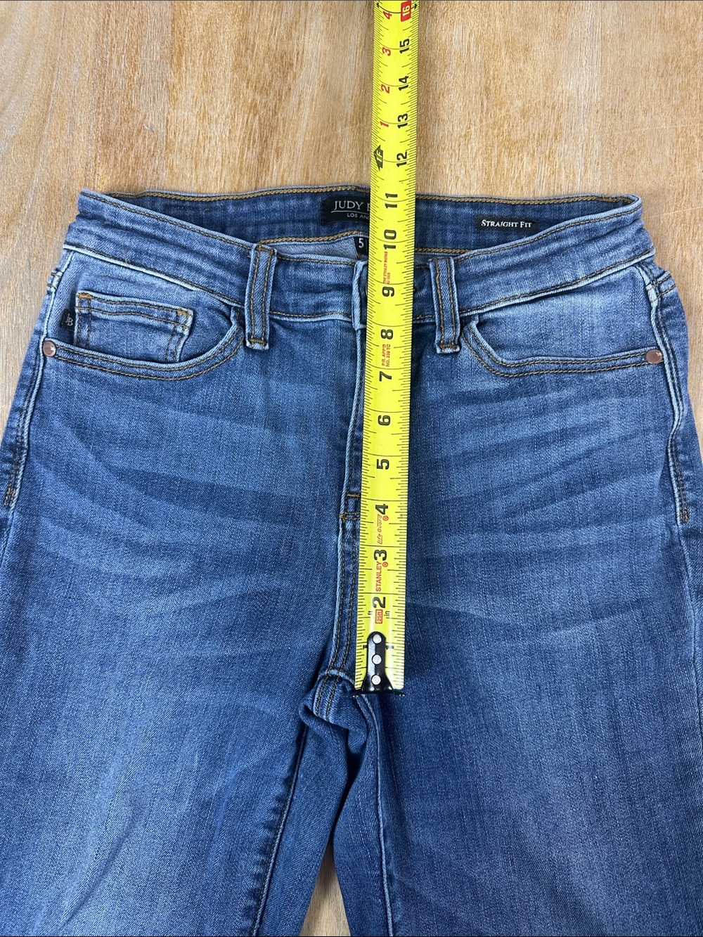Judy Blue Mid Rise Classic Straight Leg Jeans in Medium Blue Wash - Picture 6 of 11